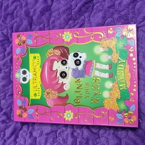 Ultramo The ghost doll pallet book